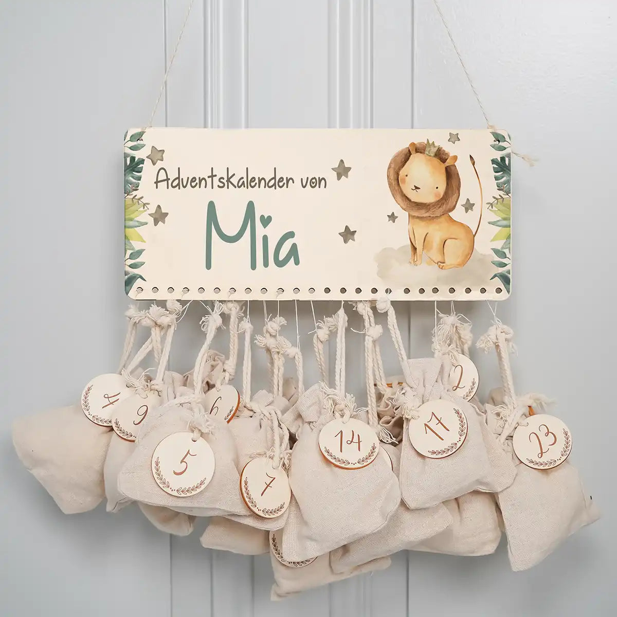 Personalisierbarer Adventskalender farbig - Löwe