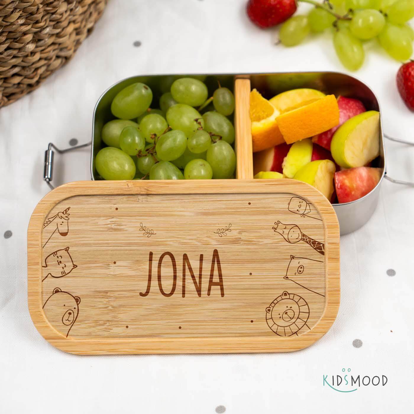 personalized lunchbox with animal family design