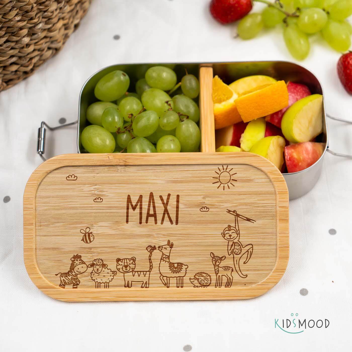 personalized lunchbox with cheerful animal family design