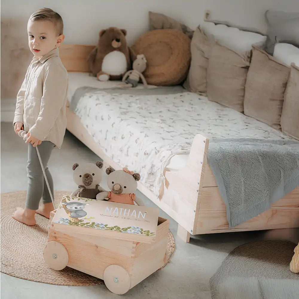 Spielzeugkiste mit Rädern personalisiert - Koala