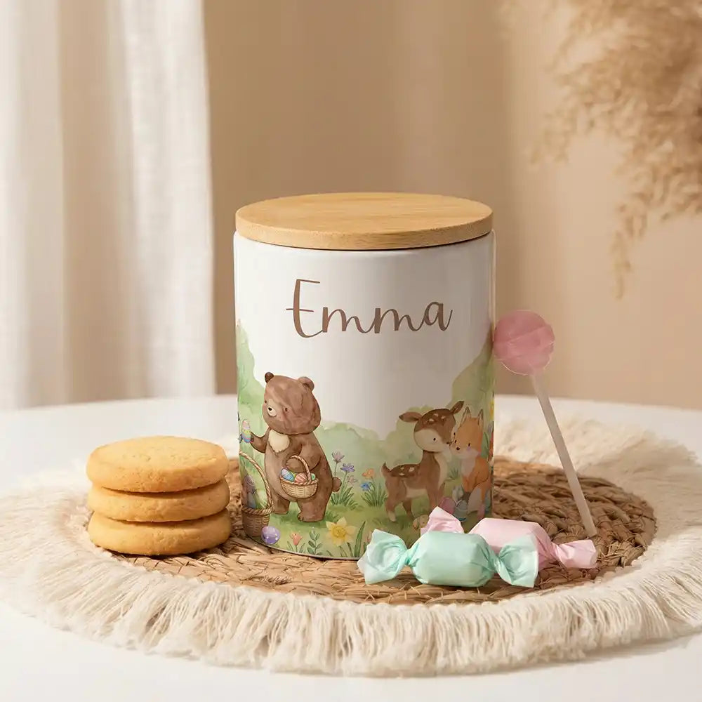 Personalisierte Keksdose Ostern BĂ€renfamilie aus Keramik mit Bambusdeckel - Wunschname - Kidsmood.de