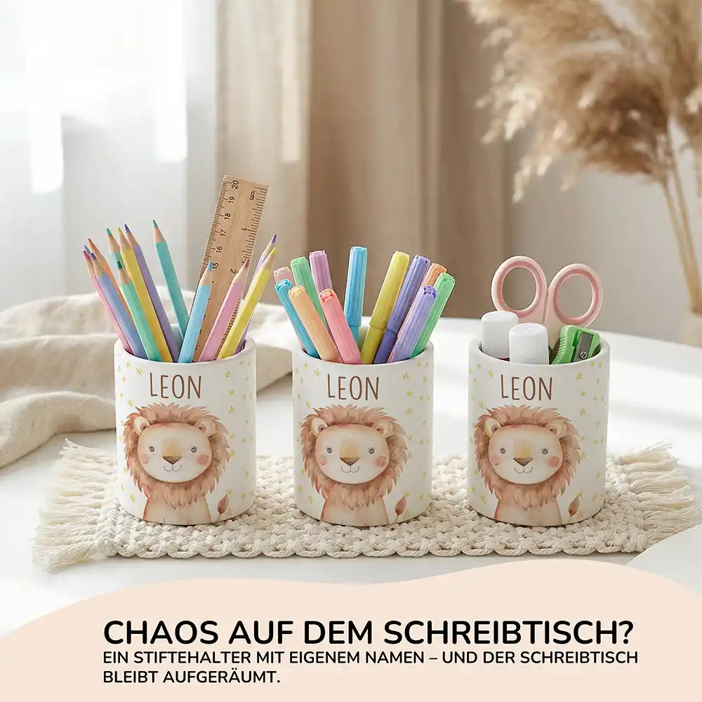 Personalisierter Stiftehalter Löwe Sterne aus Keramik - Wunschname - Kidsmood.de