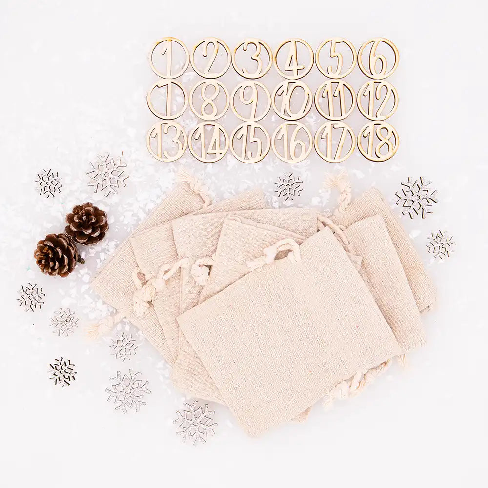 Personalisierter runder Adventskalender Kinder aus Holz - Winterwaldtiere