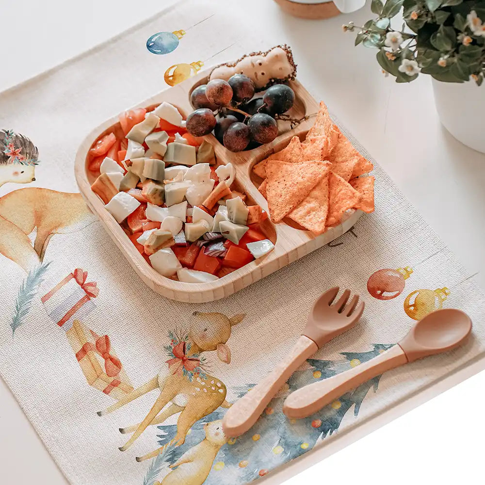 Tischset Kinder personalisiert Weihnachtsmotiv - Schneeflocken-Tierbande