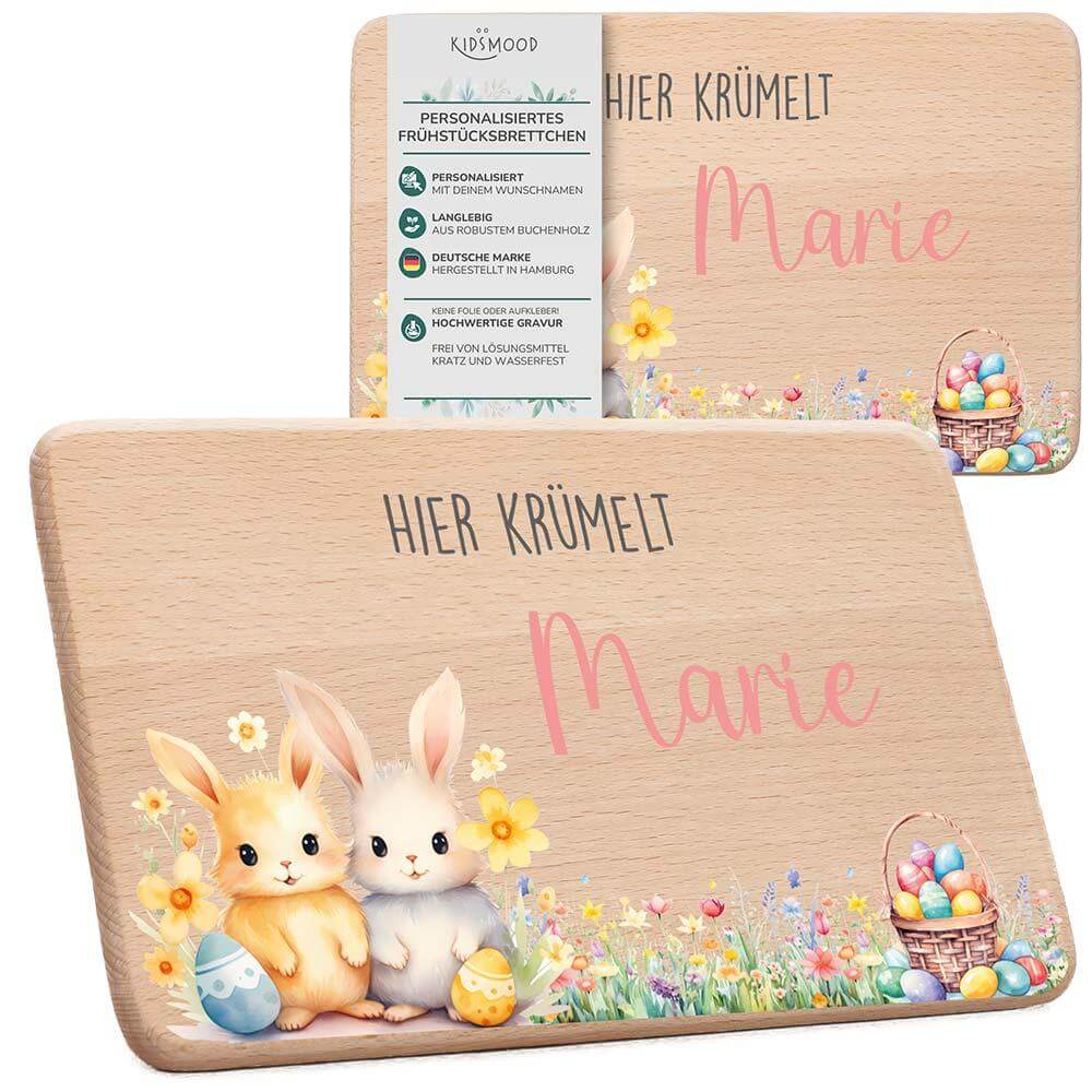 nahaufnahme des frühstücksbrettchens mit gravur