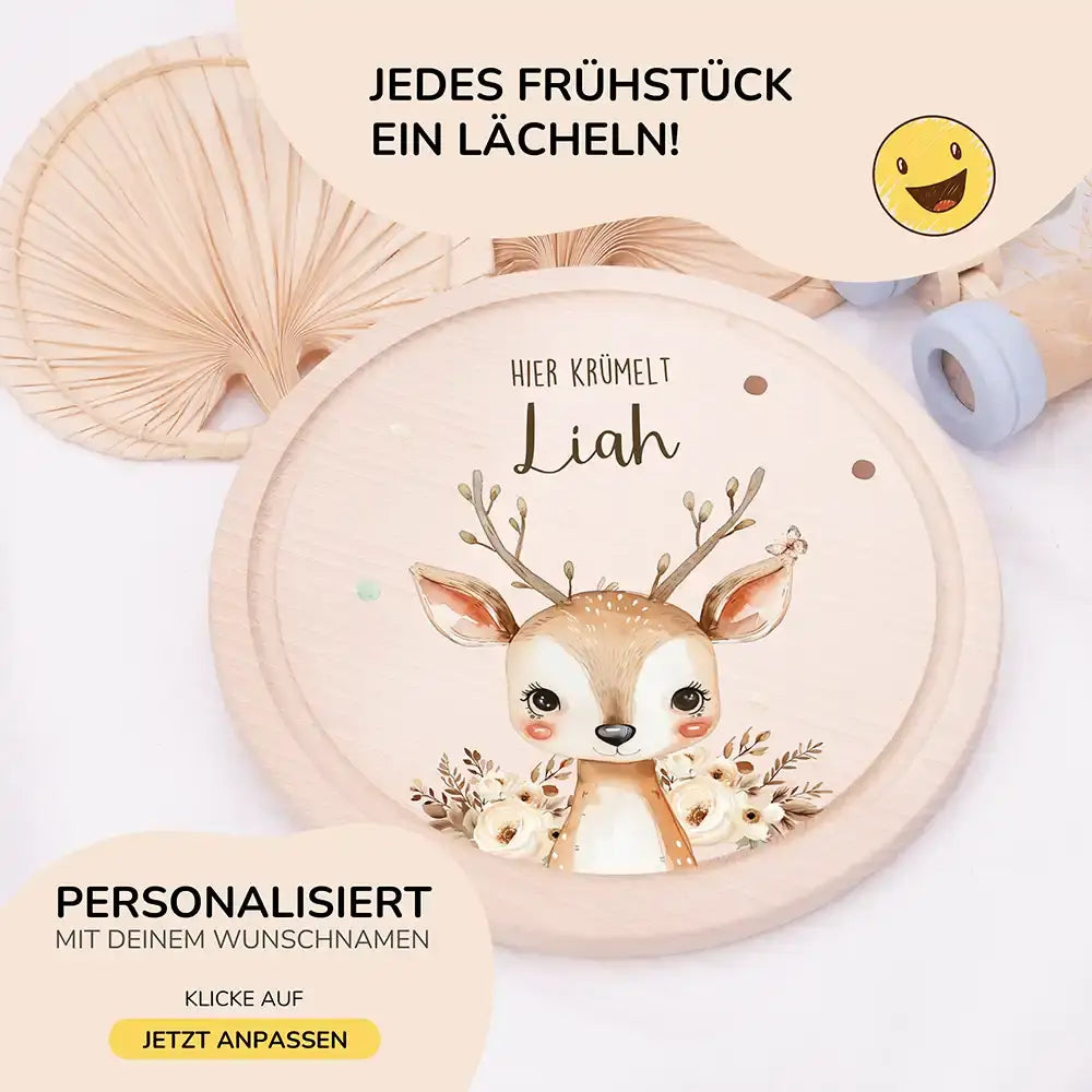 Rundes personalisiertes Frühstücksbrettchen Baby Reh mit Namen für Kinder