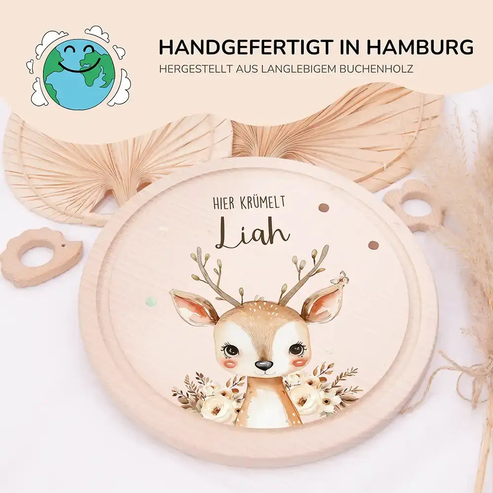 Rundes personalisiertes Frühstücksbrettchen Baby Reh mit Namen für Kinder
