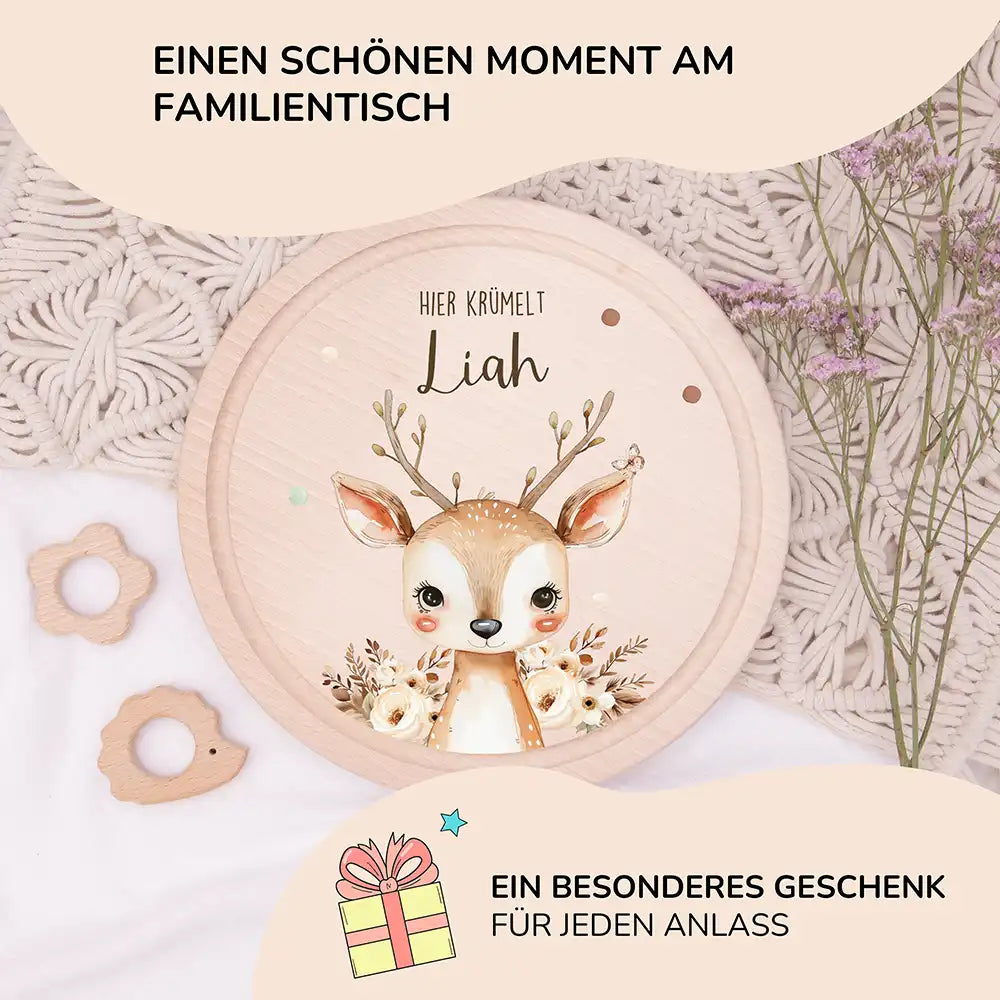 Rundes personalisiertes Frühstücksbrettchen Baby Reh mit Namen für Kinder