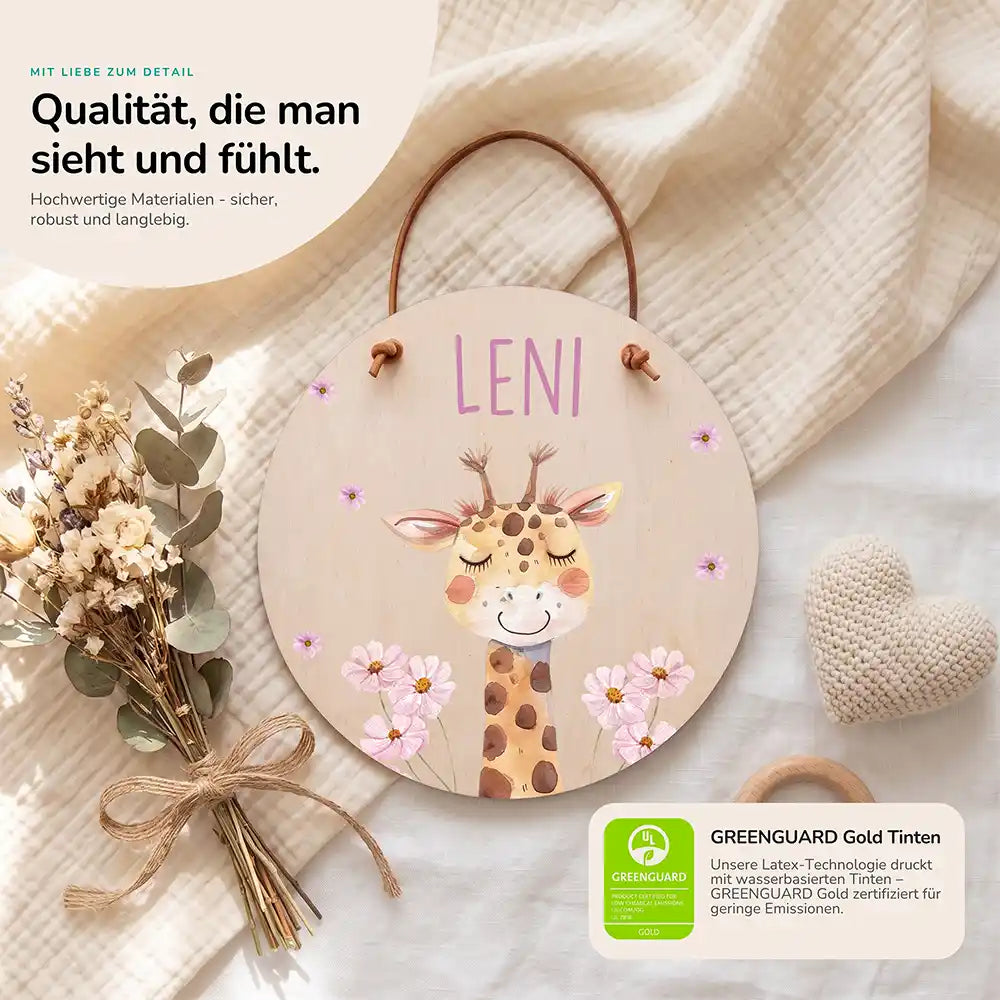 Türschild Kinderzimmer Giraffe, Detailansicht von Holz und Farbdruck