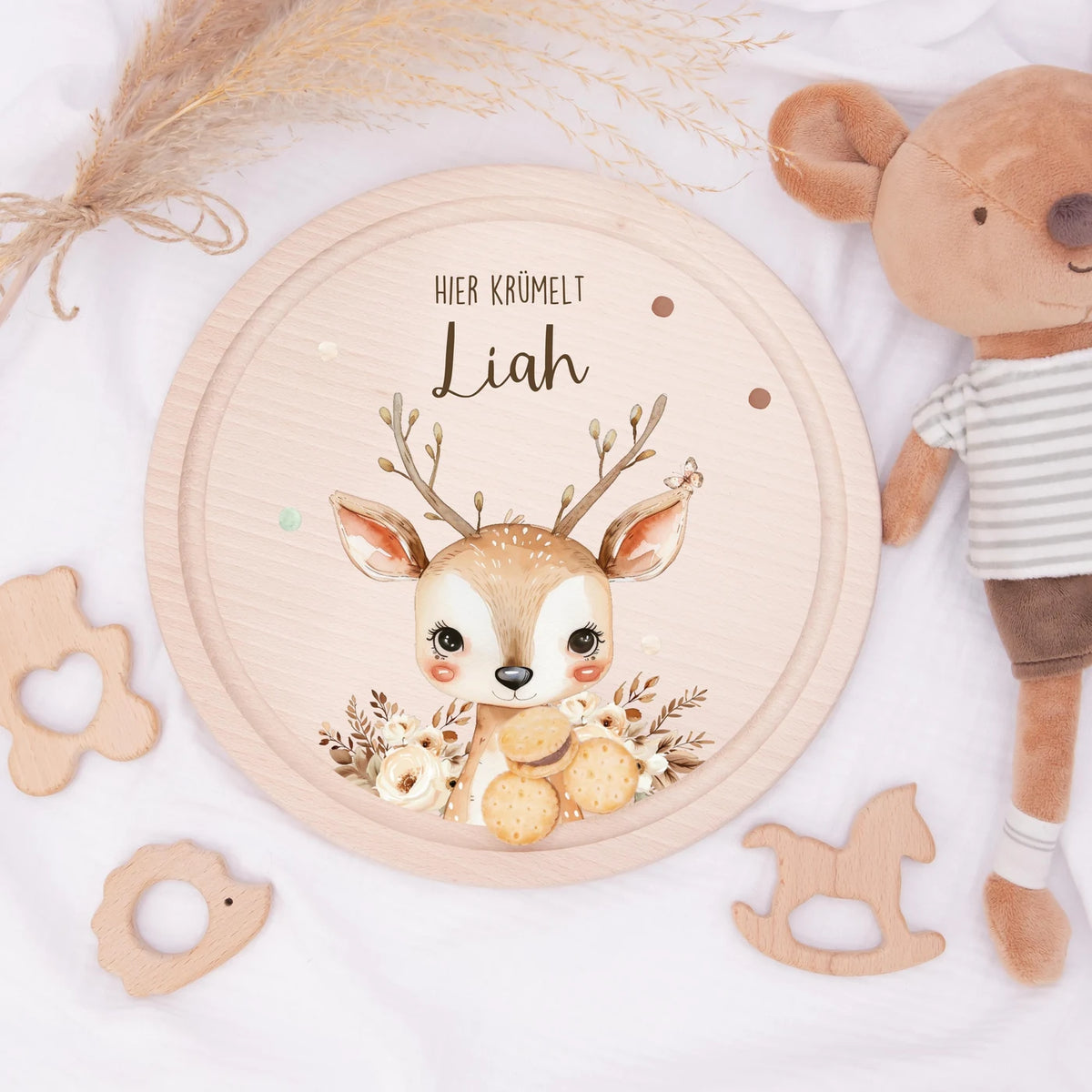 Rundes personalisiertes Frühstücksbrettchen Baby Reh mit Namen für Kinder