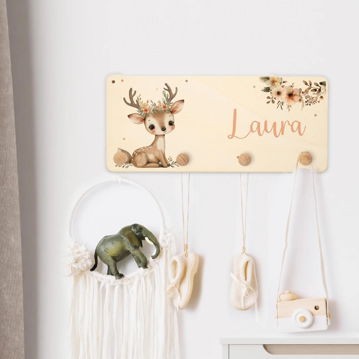 Kindergarderobe Holz personalisiert - Reh