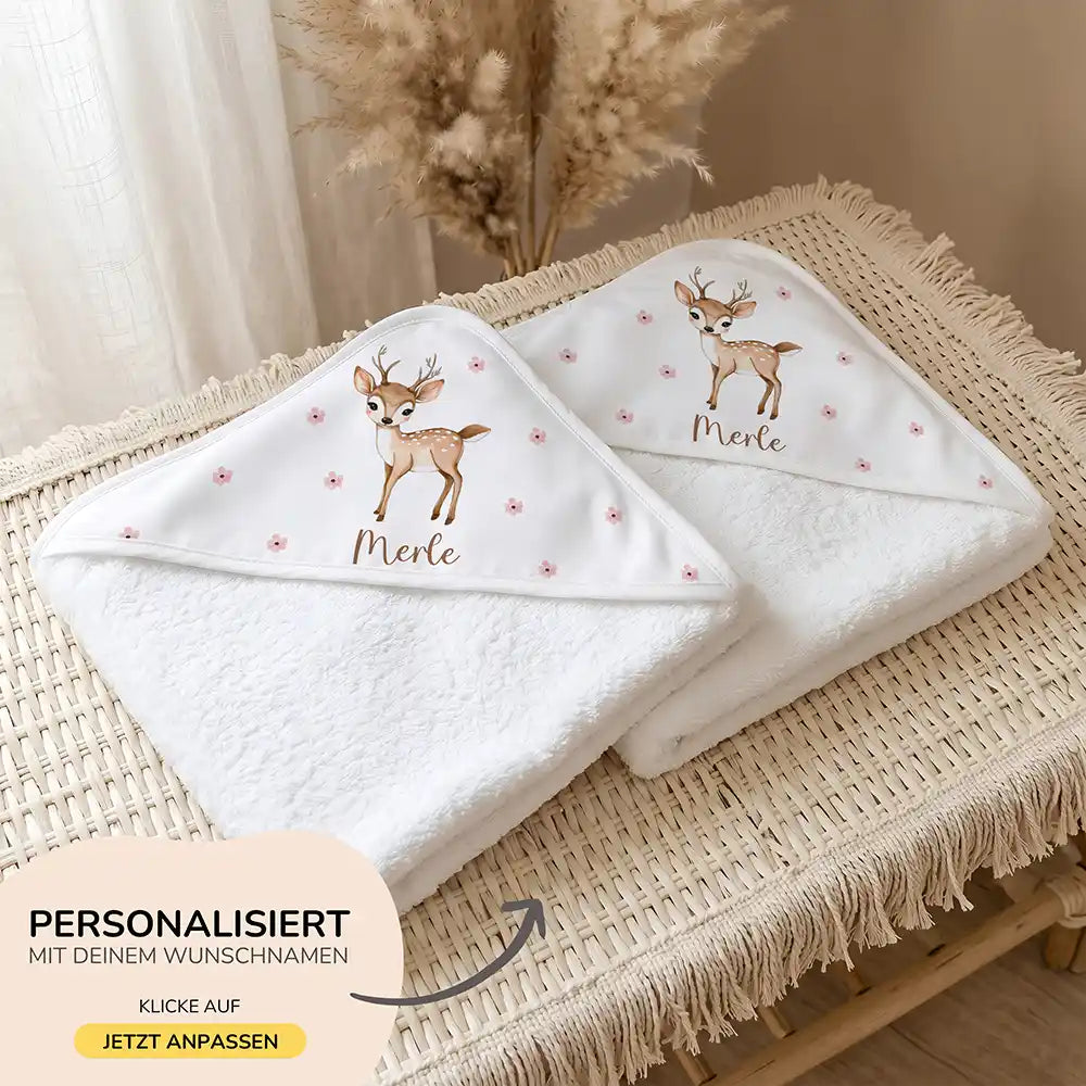 Personalisiertes Kapuzenhandtuch Baby Reh Blüten – 500 g/qm Baumwoll-Frottee Detail
