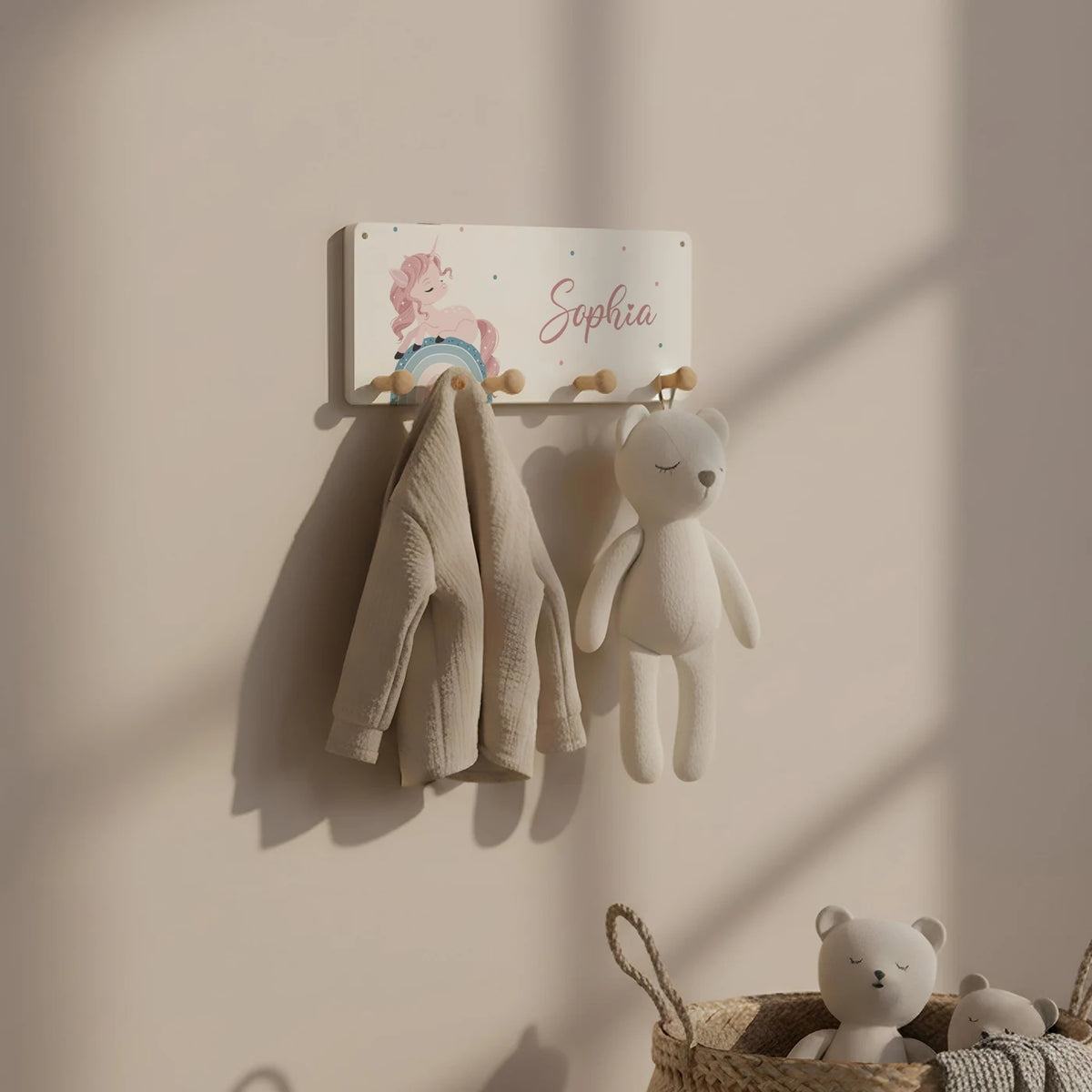 Kindergarderobe Holz personalisiert - Einhorn