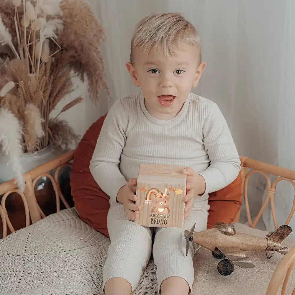 Spardose Kinder, Sparschwein personalisiert bunt - Boho Bär