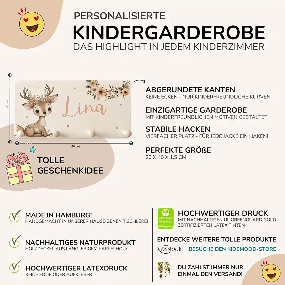 detailansicht der gravierten reh motive auf der holzgarderobe