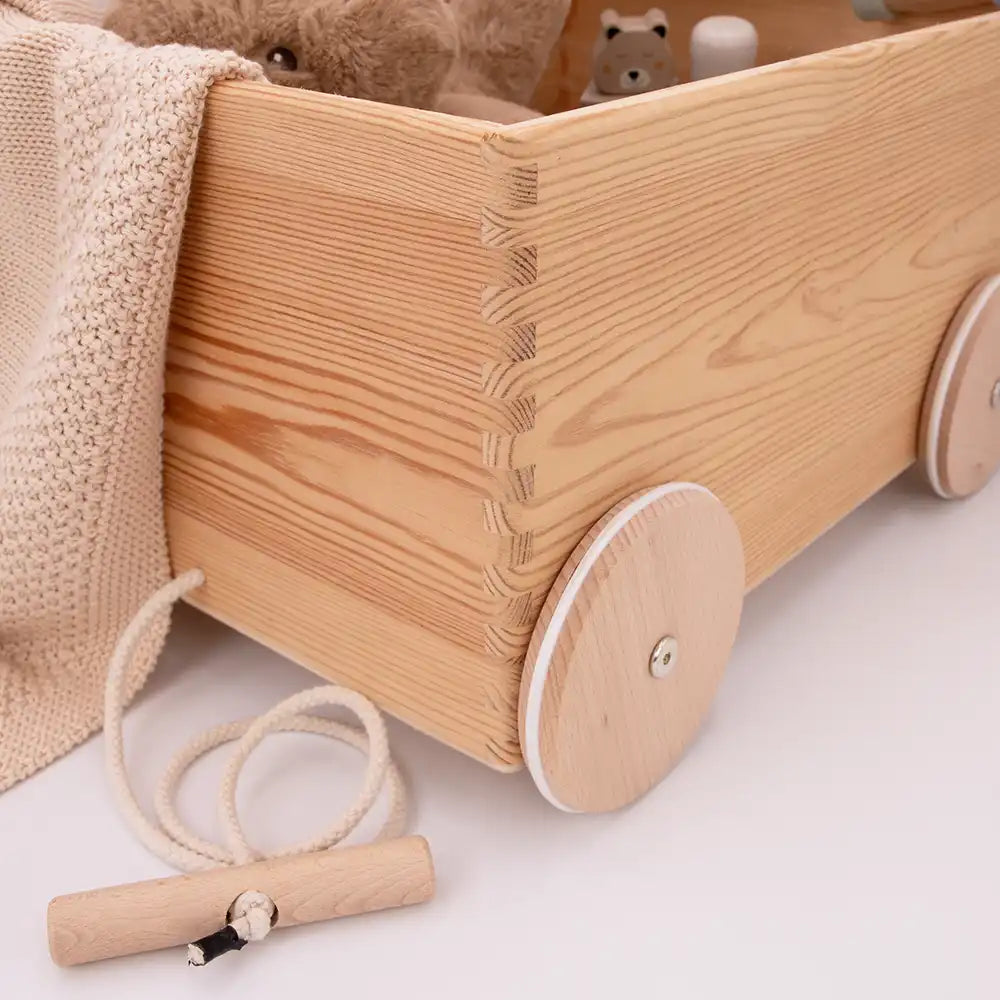 Spielzeugkiste mit Rädern personalisiert - Fuchs