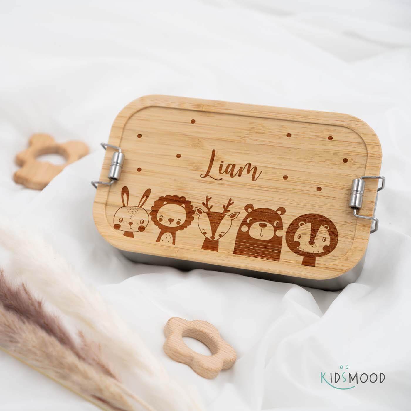 lunchbox with tierfamilie motif for children