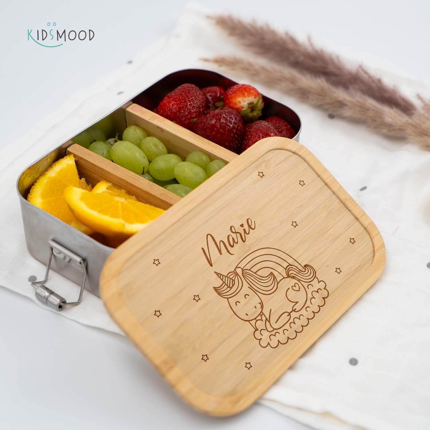 close-up of lunchbox with einhorn motif