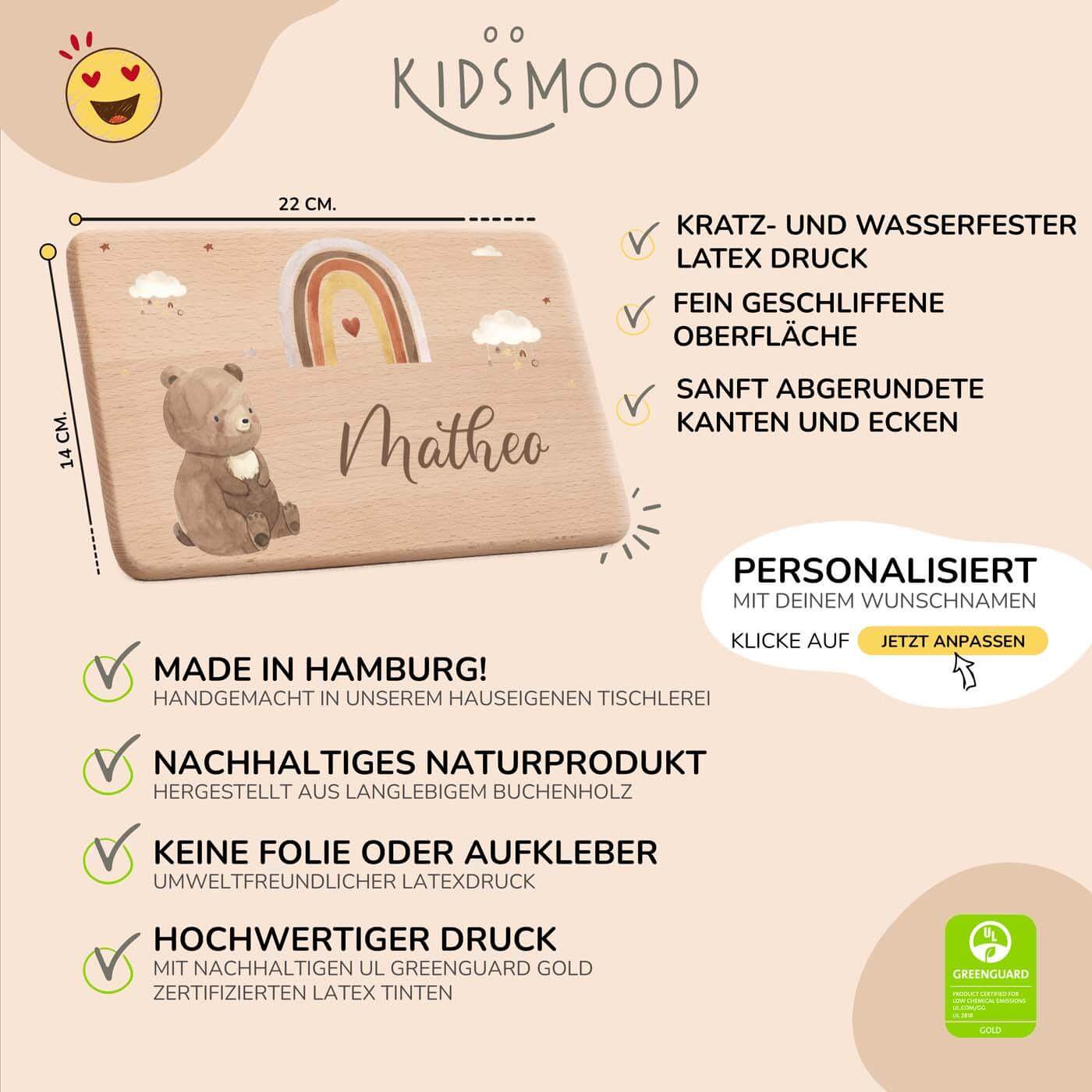 detailansicht der gravur auf dem frühstücksbrettchen mit boho bär und regenbogen