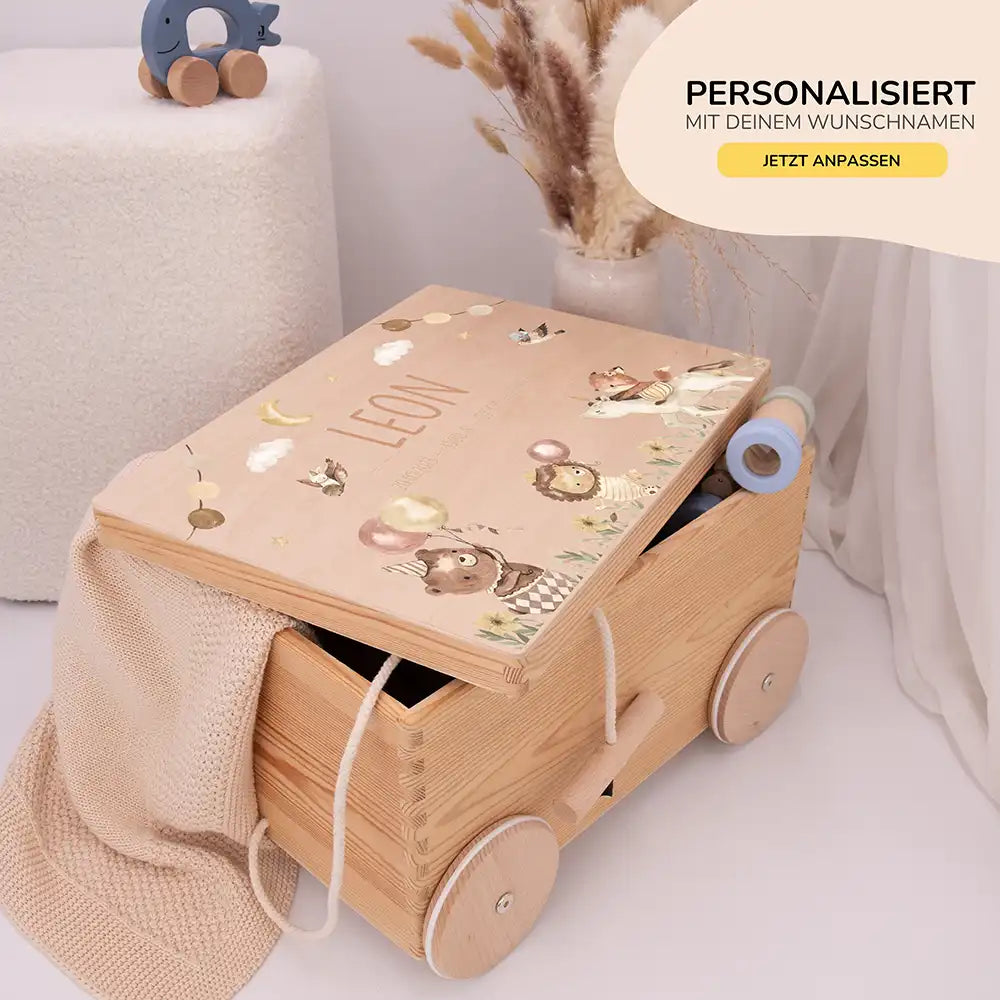 Spielzeugkiste mit Rädern personalisiert - Bezaubernde Waldtiere