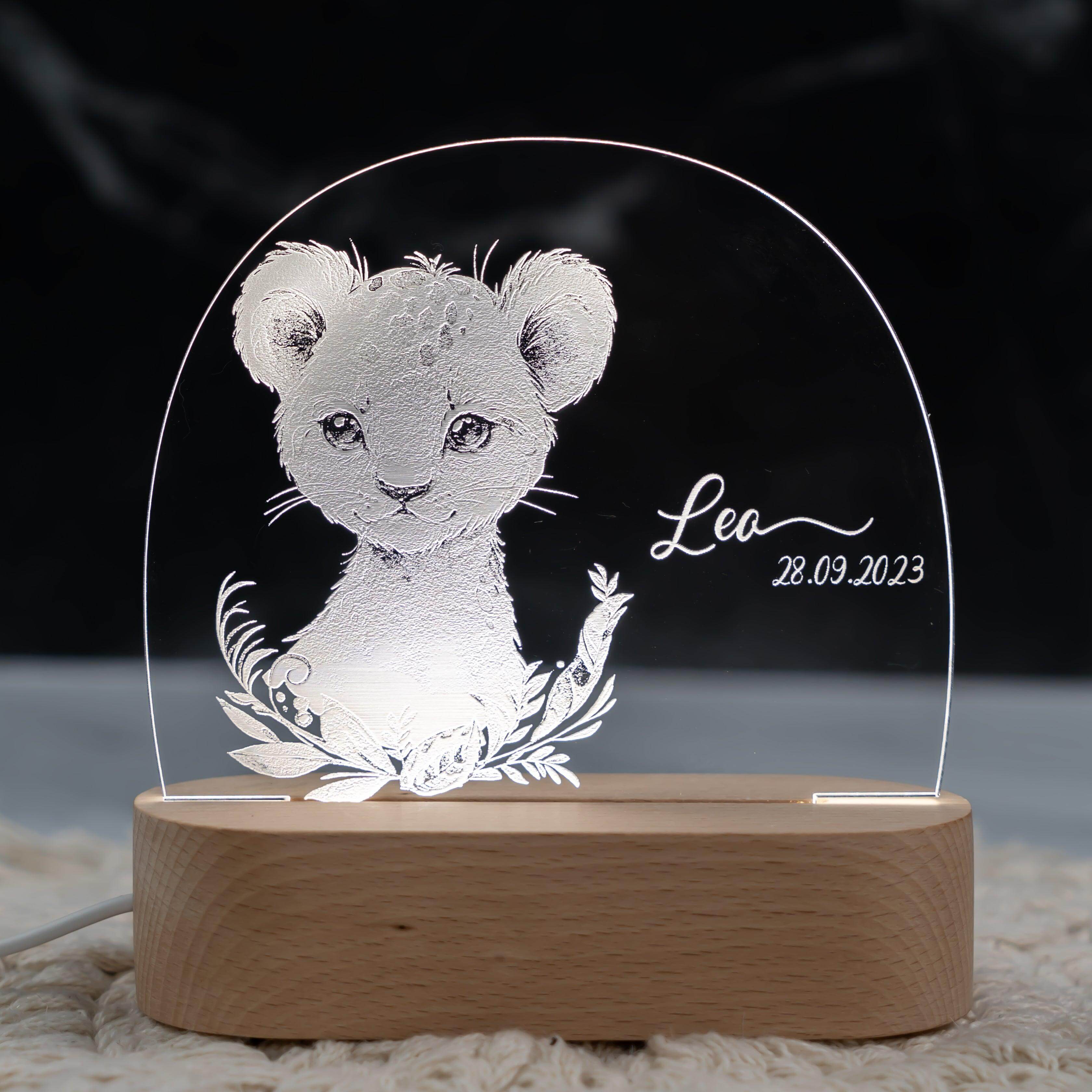 nachtlampe mit baby-löwe und namensgravur