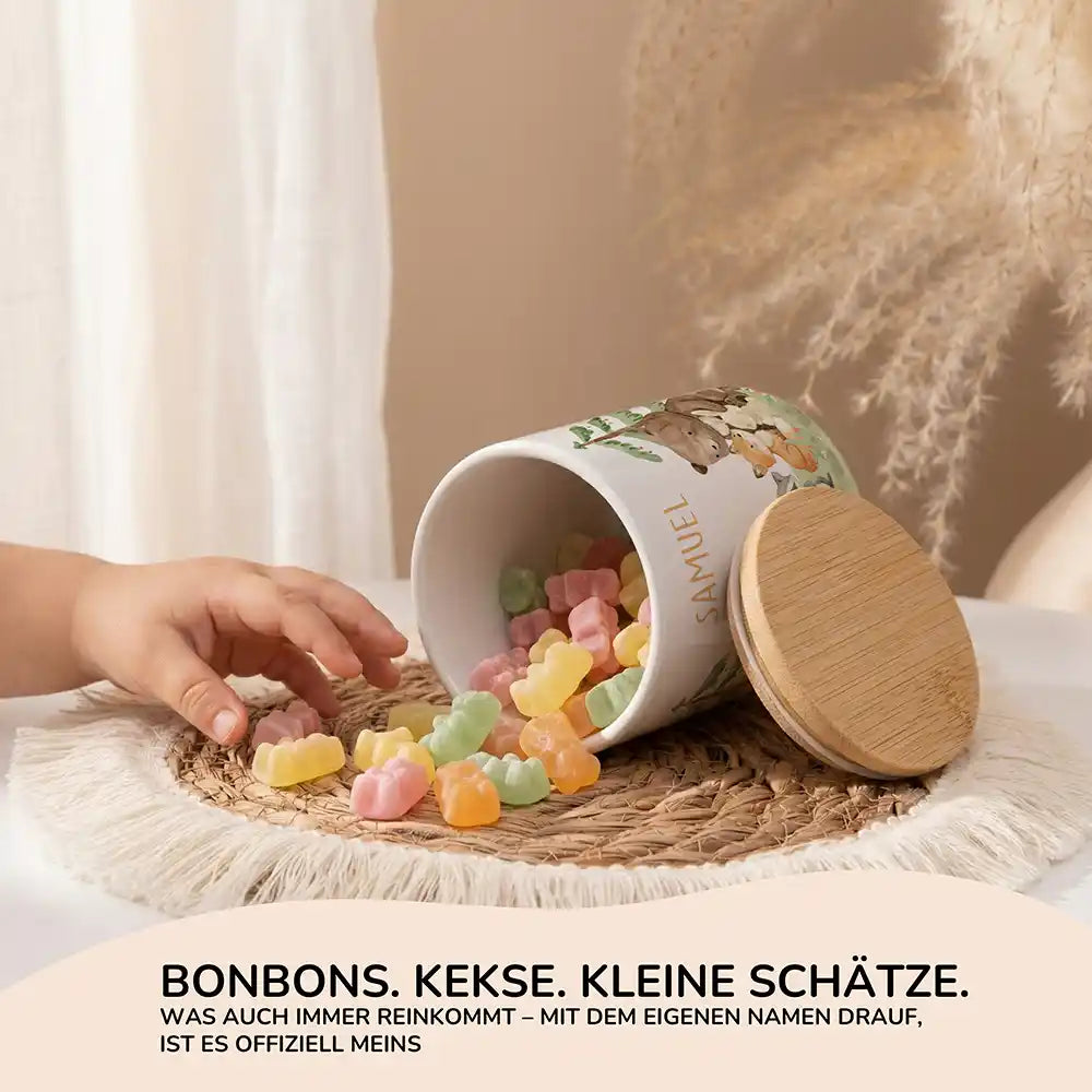 Personalisierte Keksdose Waldfreunde III - Seitenansicht mit Bambusdeckel