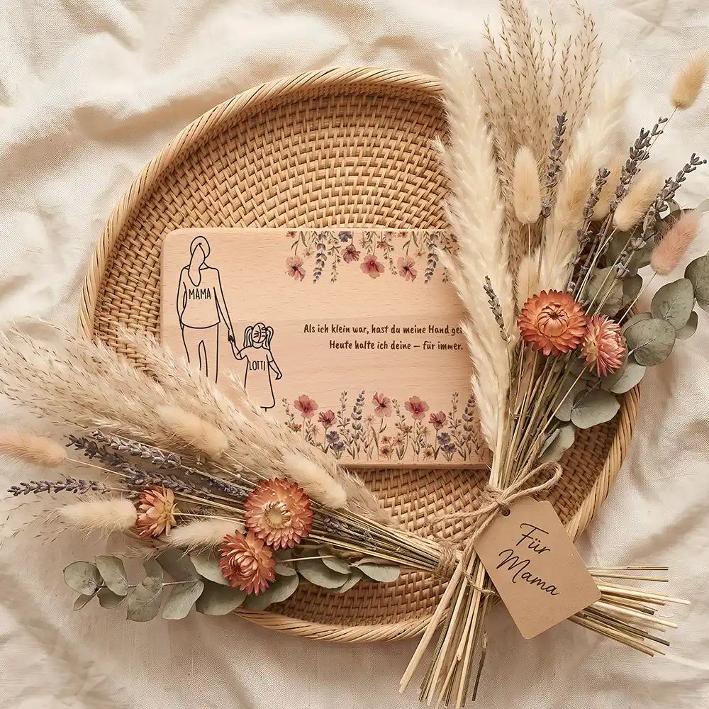 Personalisiertes Frühstücksbrettchen Muttertag Mama & Tochter Wildblumen – Vollansicht Topdown
