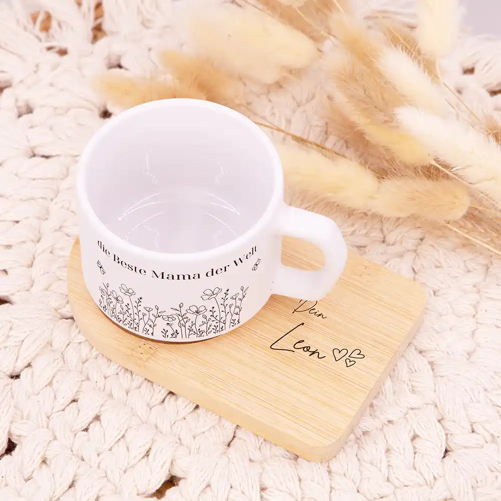Personalisierte Tasse mit Namen Muttertag Blumenwiese Beste Mama – alle Ansichten